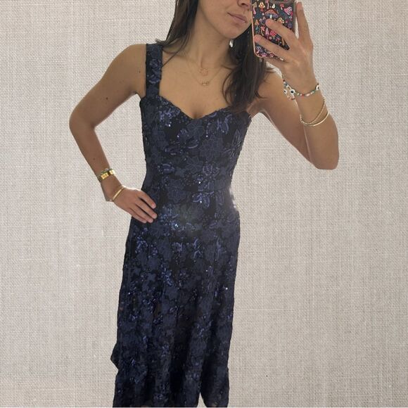 Dress The Population Anabel Sequin Embroidered Gown - Picture 7 of 9
